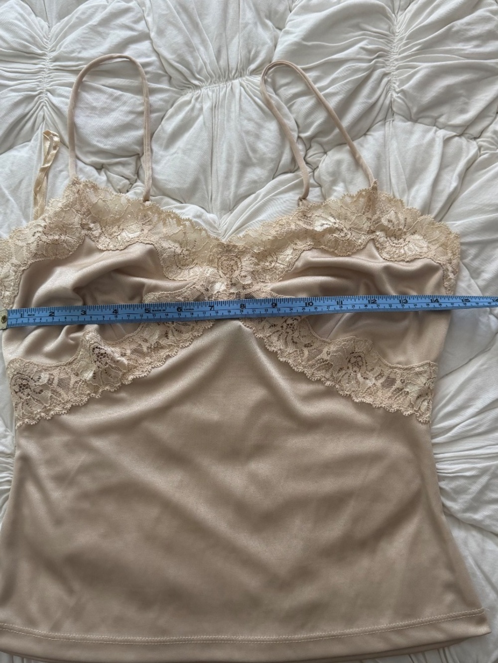 Express Medium Champagne Satin Lace Cami Top - Picture 4 of 6